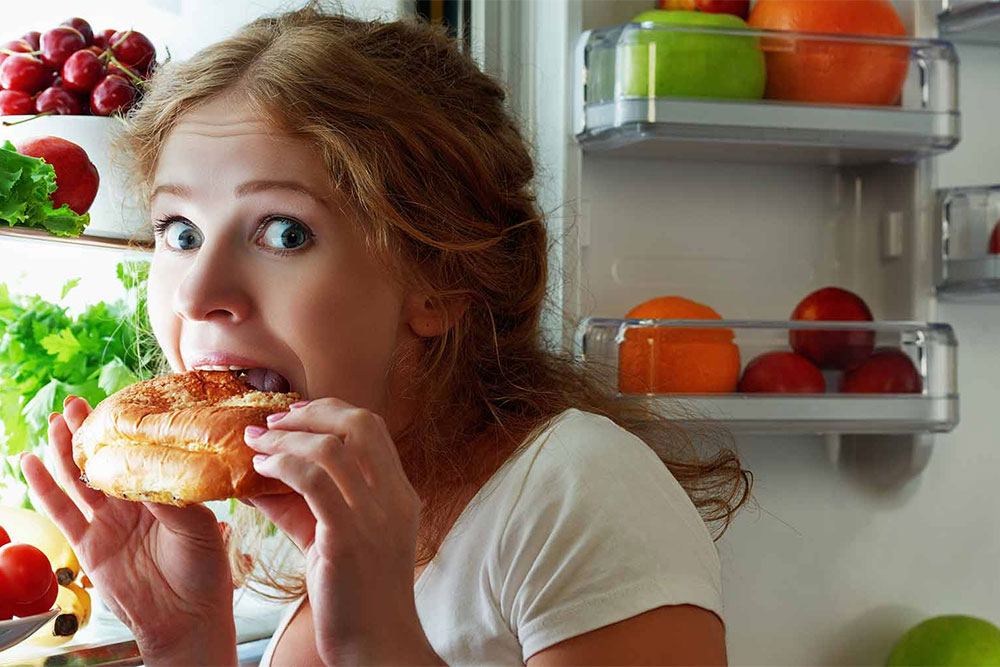 The bedtime diet what to eat during the day so you don't feel like